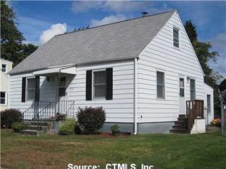 53 Greenfield Rd, Milford, CT 06460-6332