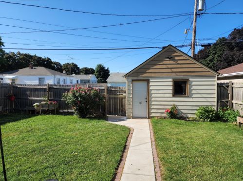 1720 Howard Ave, Milwaukee WI 53221-1043 exterior