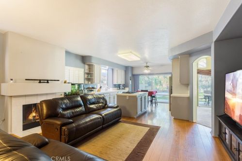 43115 Corte Fresca, Temecula CA  92592-3070 exterior