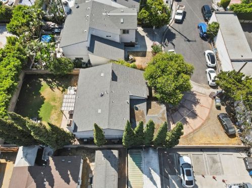 5960 Wilkinson Ave, North Hollywood, CA 91607-1136