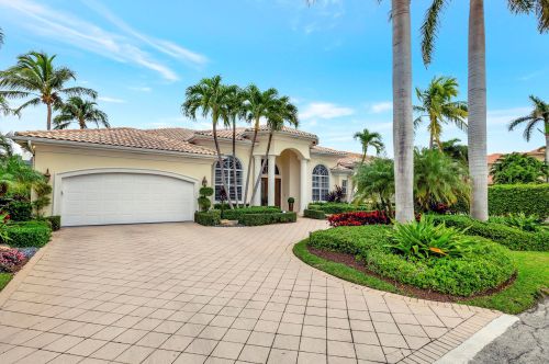 955 Gardenia Dr, Delray Beach FL  33483-4806 exterior