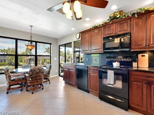 13 Palmview Blvd, Fort Myers Beach FL  33931-4519 exterior