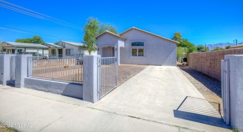 1107 30th St, Tucson, AZ 85713-3711
