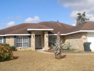 5620 Shelly St, Pensacola, FL 32526-8095