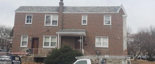 850 Longshore Ave, Philadelphia PA  19111-4423 exterior