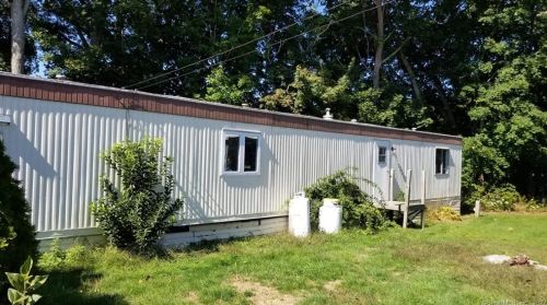 41 D St, Groton, CT 06340-5363
