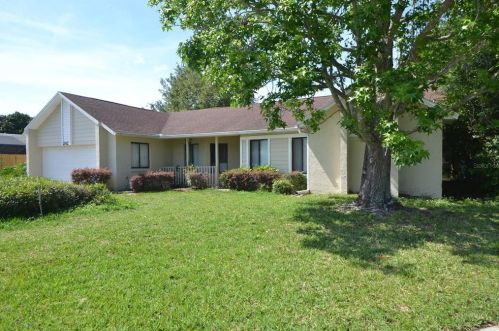 2423 Whispering Maple Dr, Orlando, FL 32837-6712