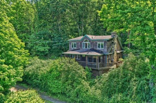 42 Lake Dr, Whaley Lake NY  12531-5251 exterior