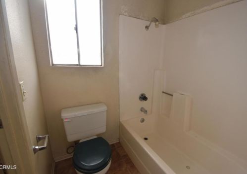 413 Percy St, Oxnard CA  93033-7155 exterior