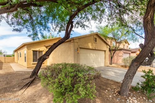 6642 Hard Rock Way, Tucson, AZ 85746-6643