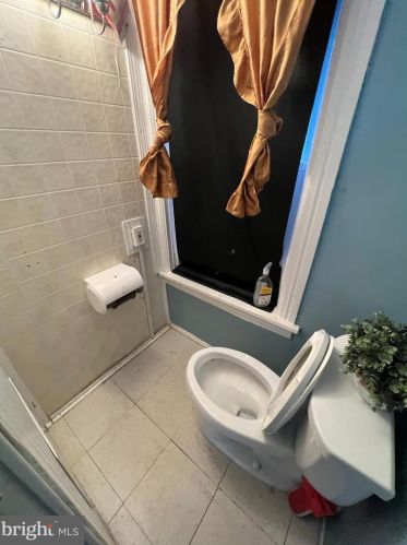 1208 Walnut St, Harrisburg PA  17103-2252 exterior