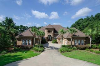 2661 Bayou Blvd, Pensacola, FL 32503-4201