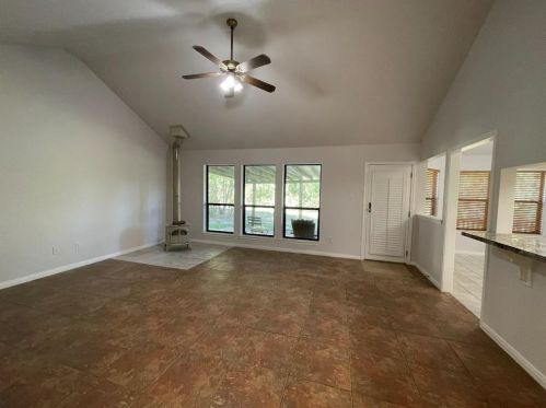 5001 Blue Bluff Rd, Austin TX  78724 exterior