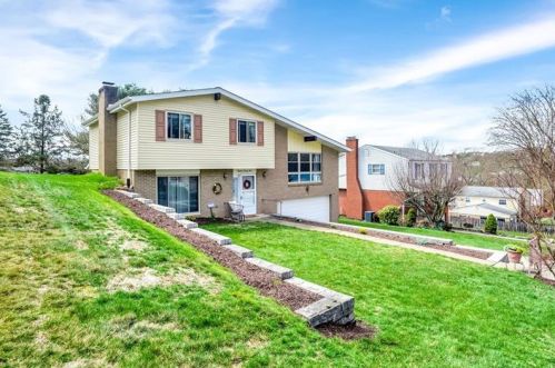 1824 Edward Dr, Library, PA 15129-9109
