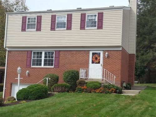 2511 Oakwood Rd, Glenshaw, PA 15116-1909