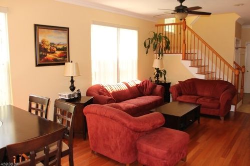 57 Albert Ct, Parsippany NJ  07054-3424 exterior
