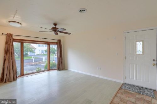 194 Jonathan Way, Red Lion PA  17356-9044 exterior