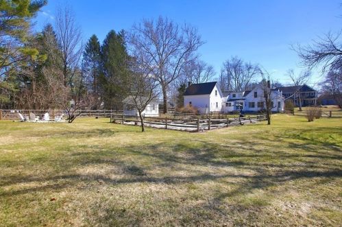 59 Everett St, Natick MA 01760-5501 exterior