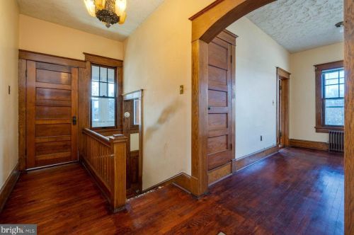 5 Amiss Ave, Richmond National Battlefiel VA  22835-1309 exterior