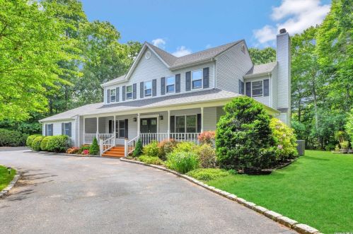 79 Baiting Hollow Ln, Baiting Hollow, NY 11933-1405