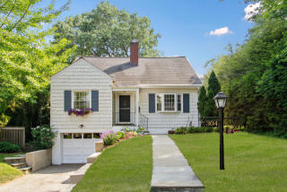 304 Boulevard, Scarsdale, NY 10583-6302