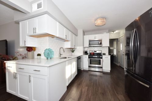 209 79, Milwaukee WI 53219-1717 exterior