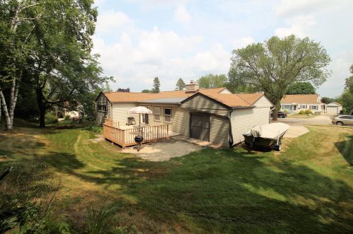750 7th Ave, West Bend, WI 53095-3945