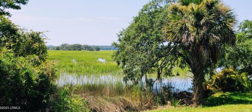 1707 Palmetto Dr, Beaufort, SC 29902-3762