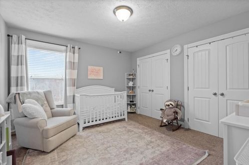 1350 Sandstone Dr, Mc Donald PA  15057-2592 exterior