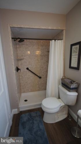 9 16th St, Camp Hill PA  17011-4801 exterior