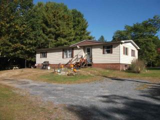 270 Hans Creek Rd, Broadalbin, NY 12025-2902