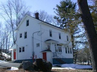 270 Division St, Derby CT  06418-1259 exterior