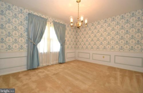1023 Areba Ave, Swatara PA  17033-2204 exterior