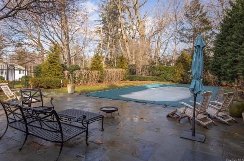 25 Laporte Ave, Mount Vernon NY  10552-1016 exterior