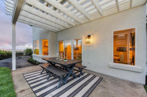 1535 Barcelona Dr, Folsom CA  95762-7212 exterior