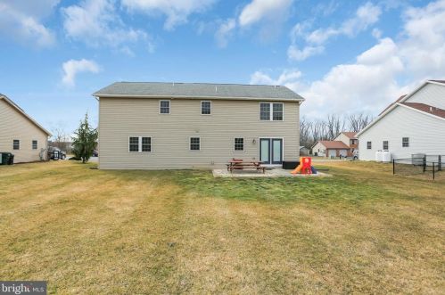 60 Independence Dr, Lees Cross Roads PA  17257-8225 exterior