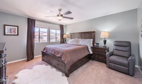 2228 Oak Haven Ave, Simi Valley CA  93063-5020 exterior