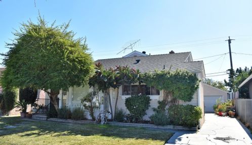 3852 157th St, Lawndale, CA 90260-3501