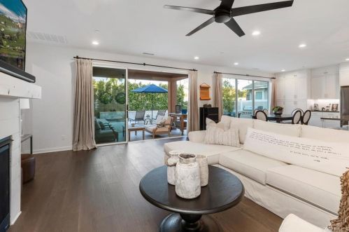 1639 Brady Cir, Carlsbad CA  92008-2574 exterior