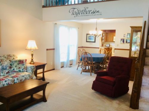 2216 Mardi Ct, Darbydale, OH 43123-4004