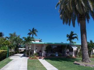 11085 48th St, Miami, FL 33165-6116