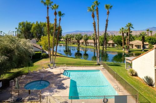 420 Forest Hills Dr, Rancho Mirage, CA 92270-1459