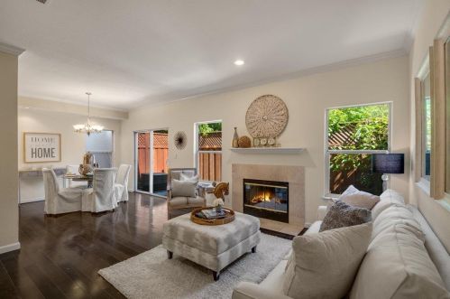 207 Chalet Woods Pl, Campbell, CA 95008-4280