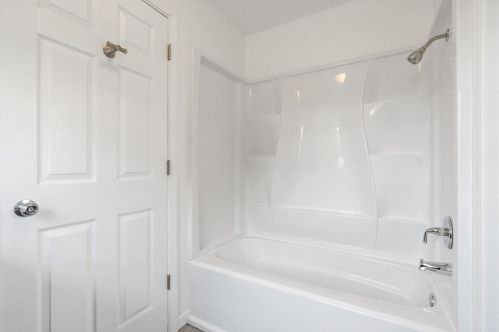 432 Thorne Ave, Wilmington OH  45177-1222 exterior