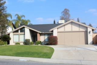 2605 Vyn Dr, Bakersfield, CA 93306-4666