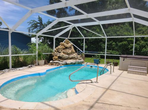 8402 Winter Garden Pkwy, Fort Pierce, FL 34951-1394