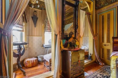 430 Green Ln, Belvidere NJ  07823-1236 exterior