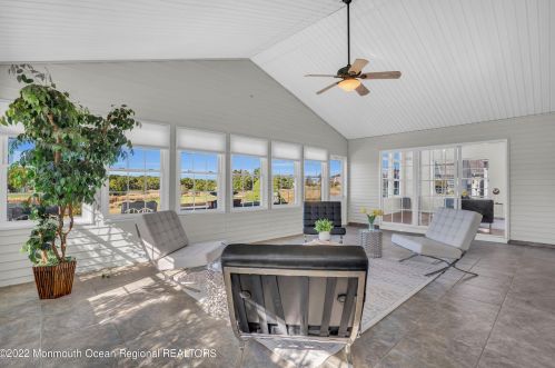 149 Skyline Dr, Lakewood NJ  08701-5737 exterior