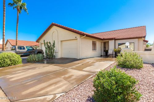 542 Higley Rd, Mesa, AZ 85206-2149