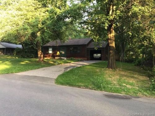 14 Garella Rd, Bethel, CT 06801-1016